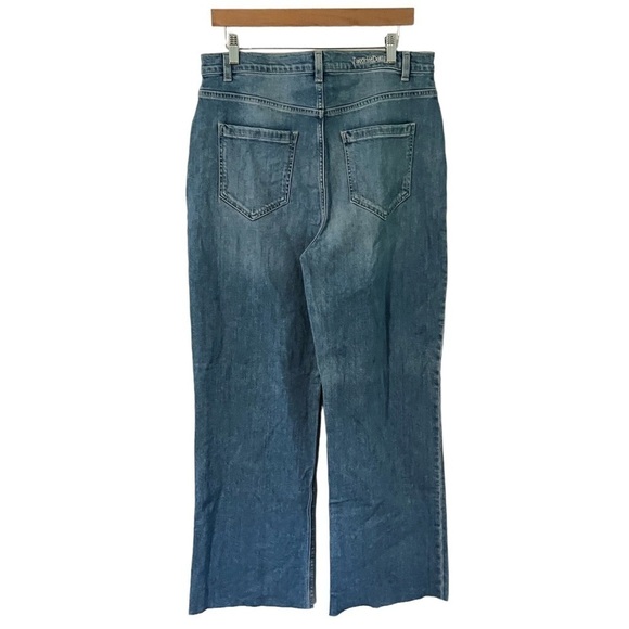 Favorite Daughter The Jordie Super High Rise Wide Leg Jean in Madrid - Picture 6 of 15